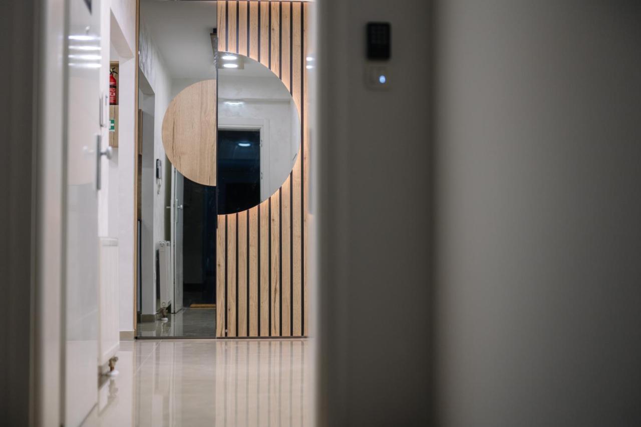 Apartments Hana City Center Ливно Екстериор снимка