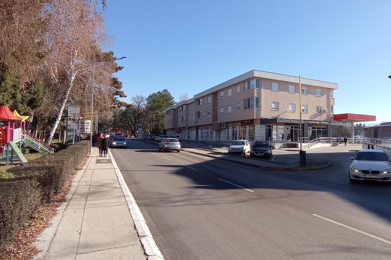 Apartments Hana City Center Ливно Екстериор снимка